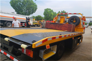 文昌附近拖车电话号码服务