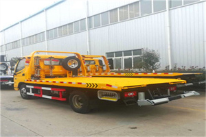 文昌附近拖车救援搭电