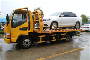 文昌附近拖车救援24小时服务热线